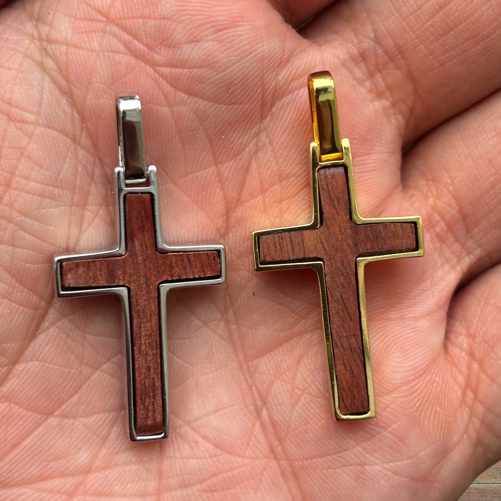 925 Sterling Silver Wooden Cross Pendant - Small - Image 3