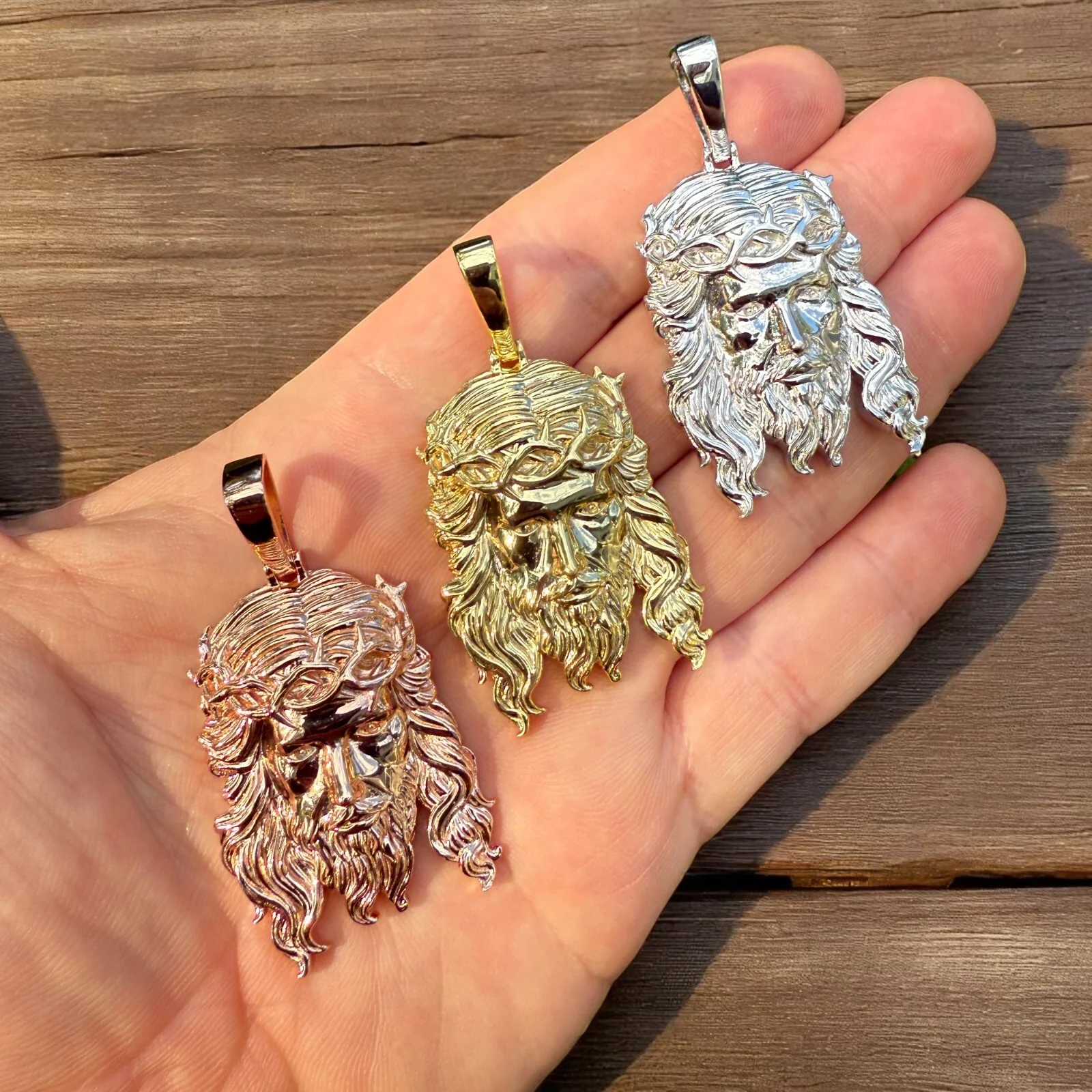 925 Sterling Silver Classic Jesus Piece Pendant - Medium - Image 4