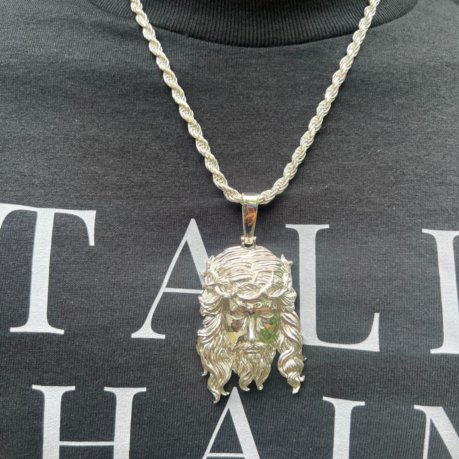 925 Sterling Silver Classic Jesus Piece Pendant - Large - Image 10
